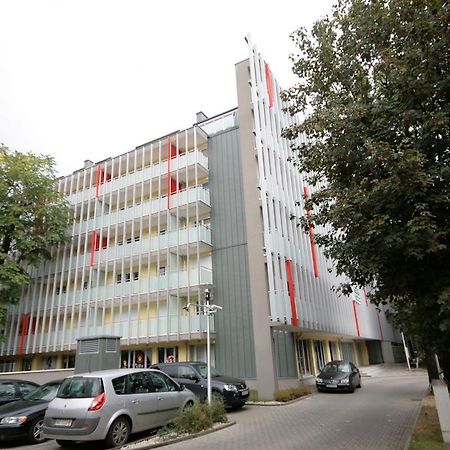 Leoapart Czysta Wroclaw Exterior photo
